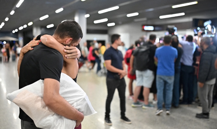 Brasileiros nos EUA mudam rotina por medo de deportação